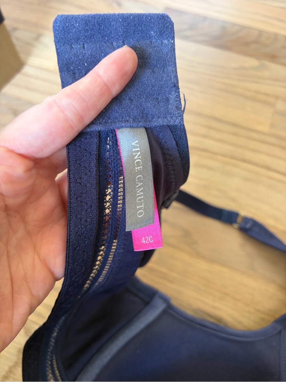 Vince Camuto Bra Navy Underwire Clasp 42C - Picture 5 of 6